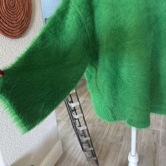 NWOT Free people Harrison Bunny Crew Long Sleeve Green Fuzzy Cozy Sweater Slouch - Picture 6 of 11